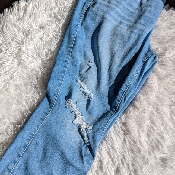 Torrid super soft crop jeans women's size 16 - Picture 7 of 7